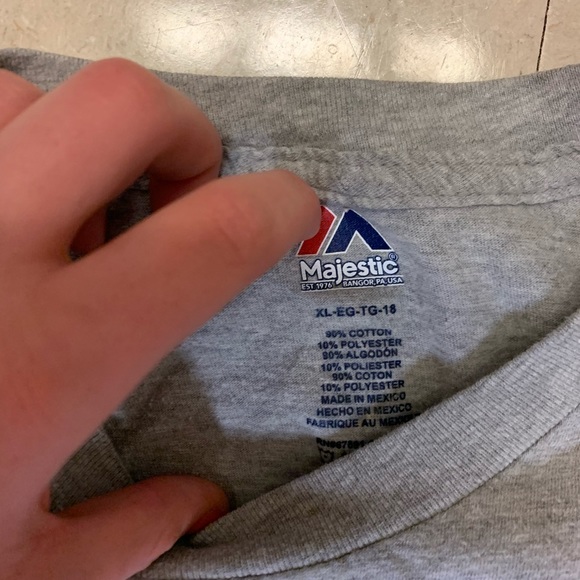 MLB baseball shirt - Picture 2 of 3